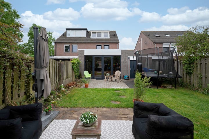 Foto 25 van Lisdodde 4