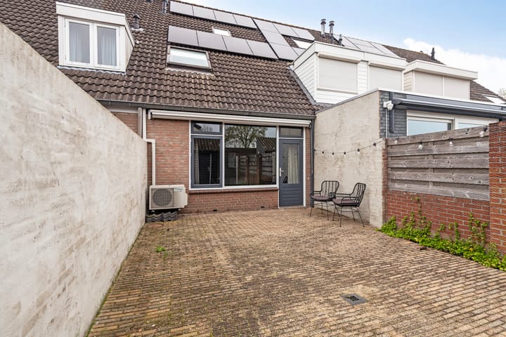 Foto 19 van Waterlooplein 4