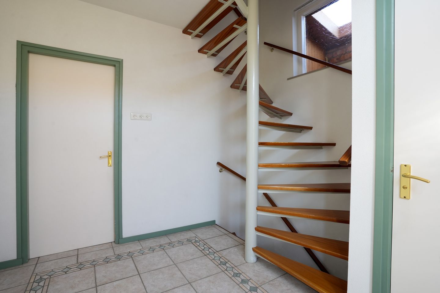 Foto 10 van Mevrouw van der Meijstraat 31-A