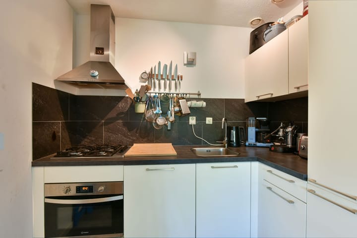 Photo 9 of Weegbree 95