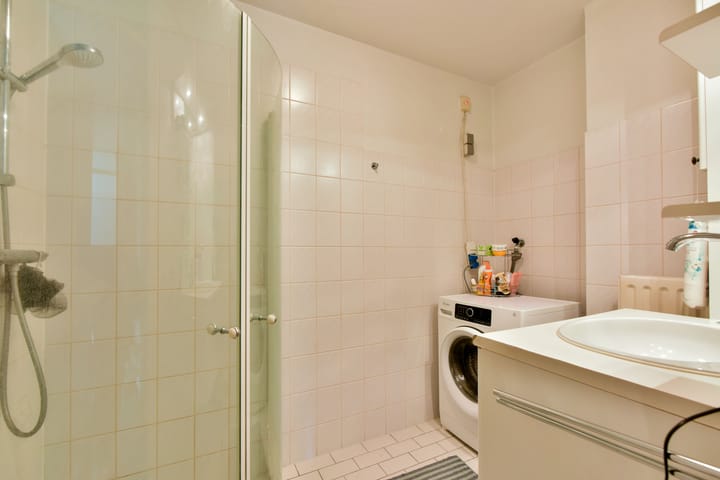 Photo 13 of Weegbree 95