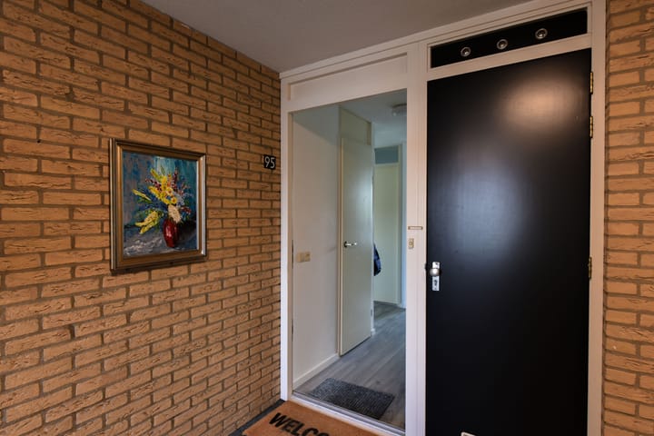 Photo 16 of Weegbree 95