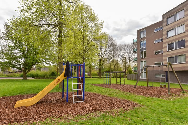 Photo 22 of Weegbree 95