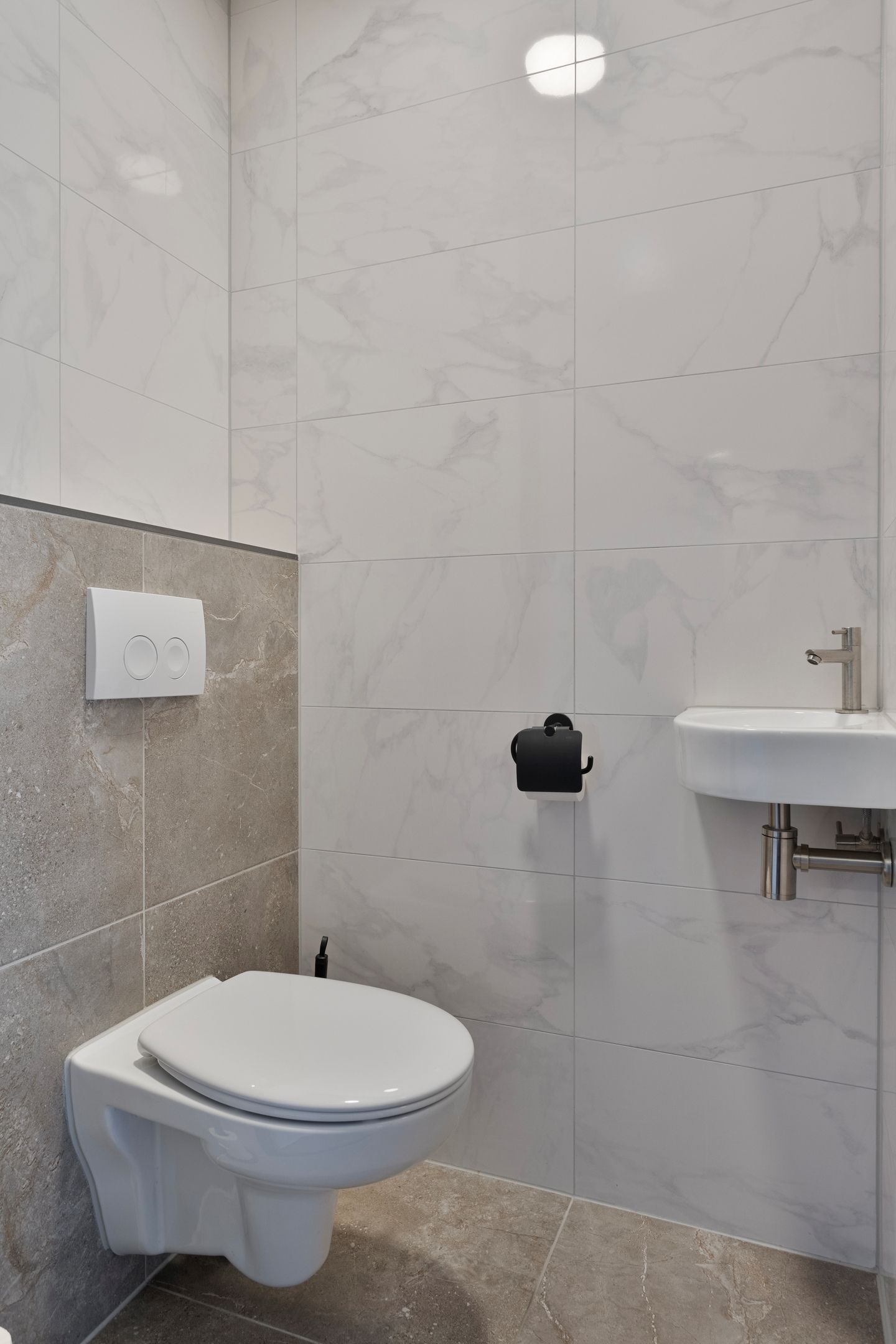 Foto 5 van Henry Moorepassage 23