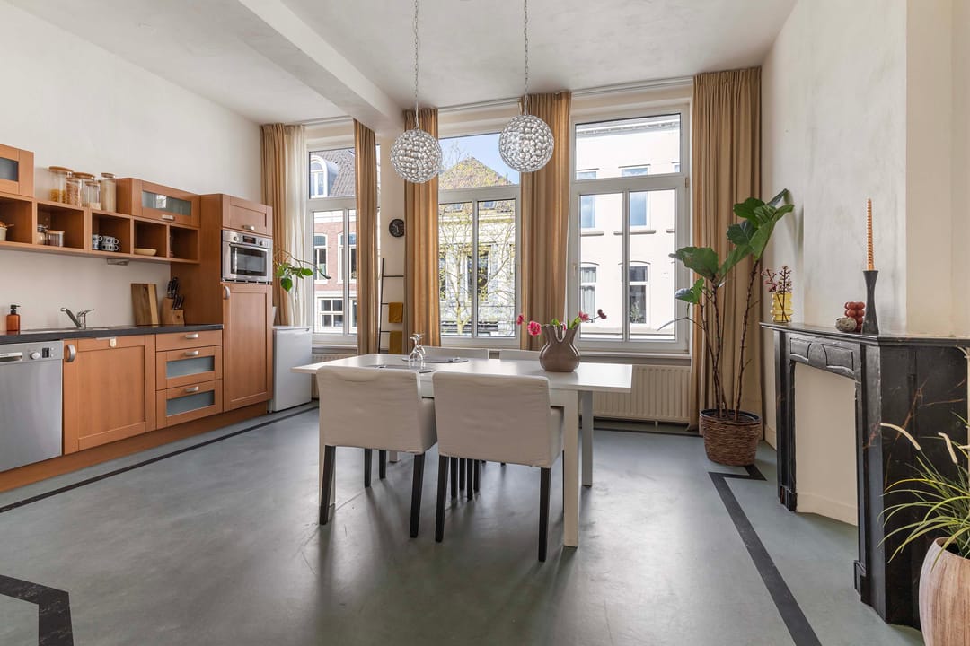 Photo 11 of van Berchenstraat 28-A