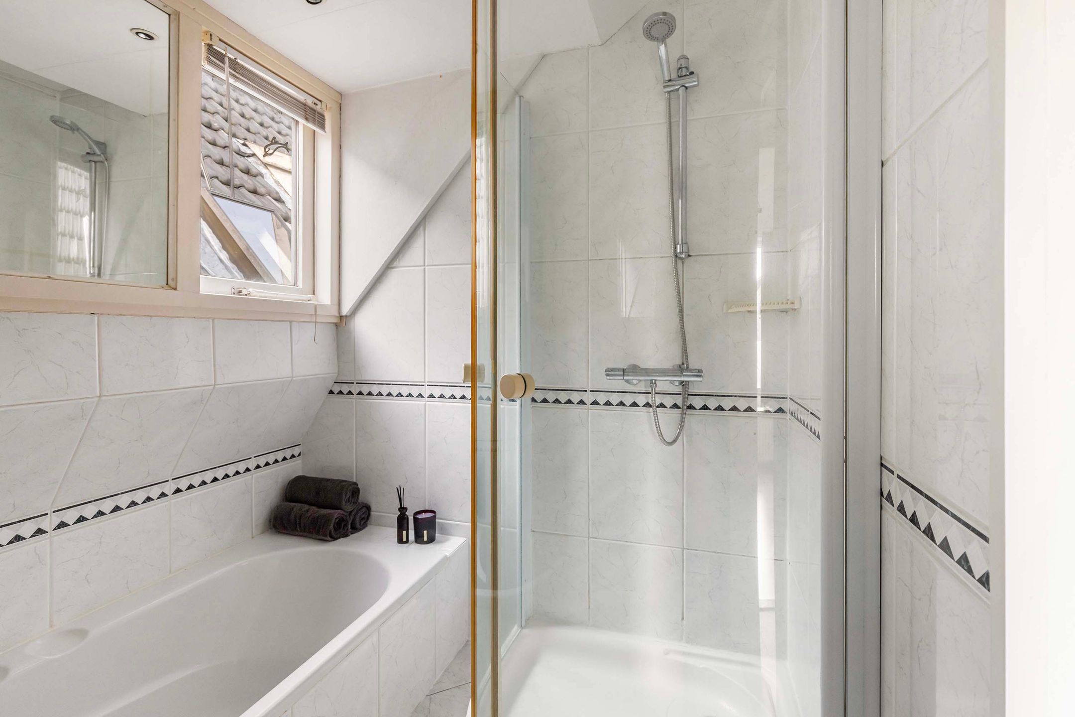 Photo 21 of van Berchenstraat 28-A