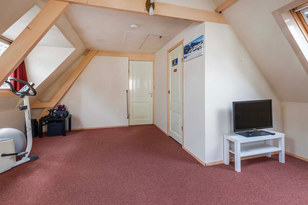 Photo 28 of van Berchenstraat 28-A