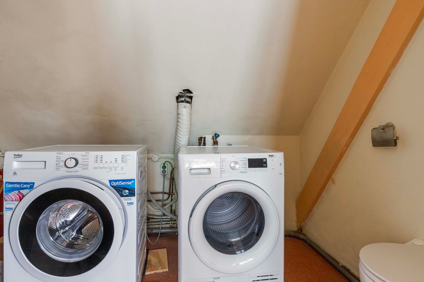 Photo 29 of van Berchenstraat 28-A