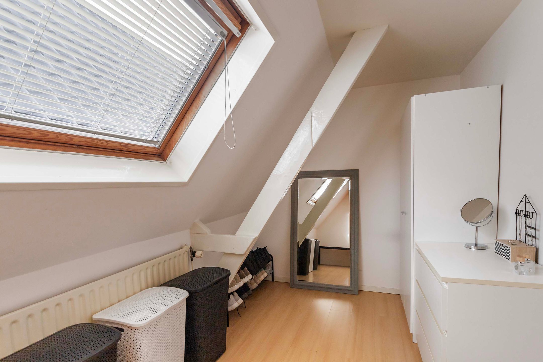 Photo 30 of van Berchenstraat 28-A