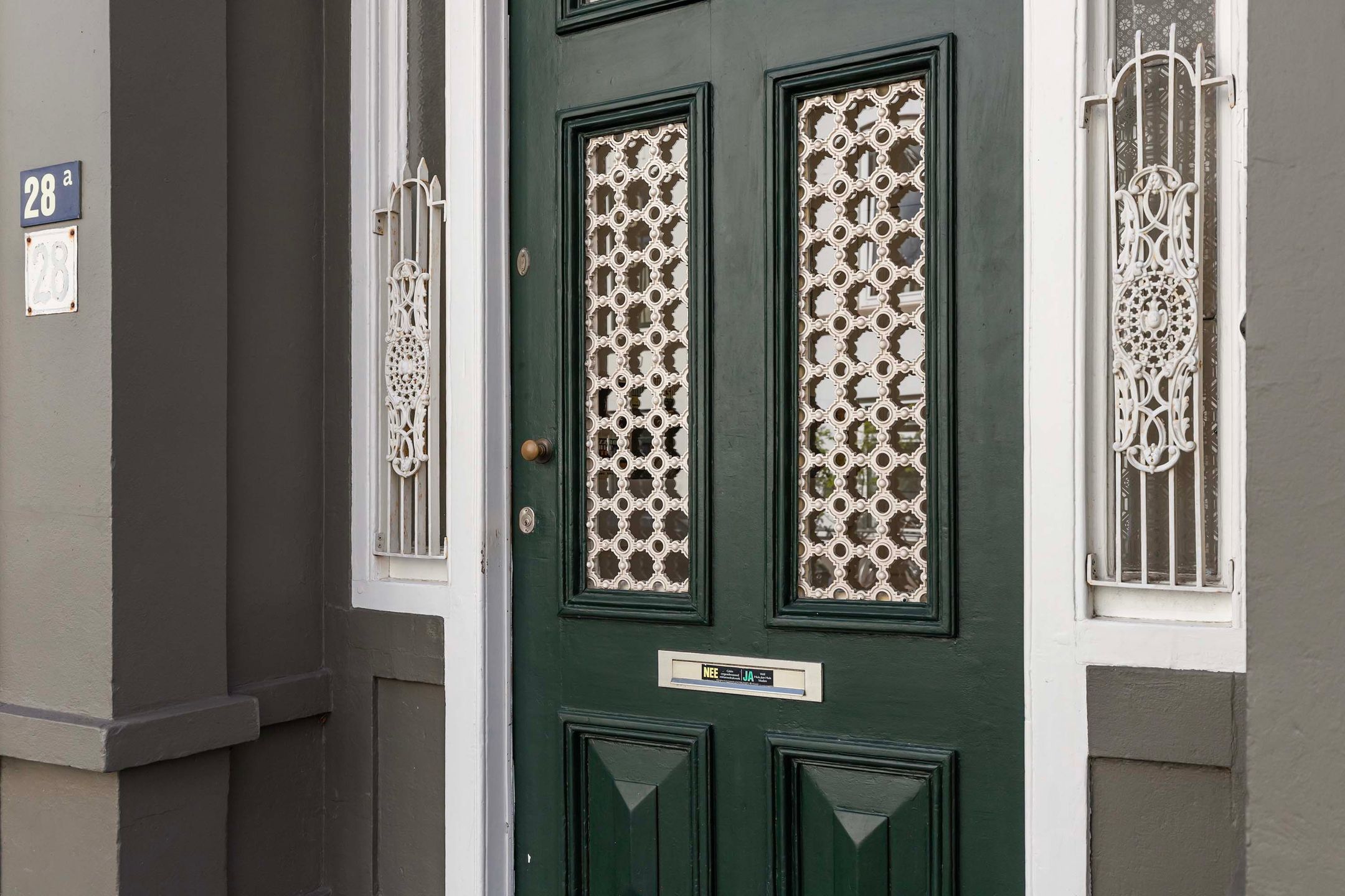 Photo 33 of van Berchenstraat 28-A