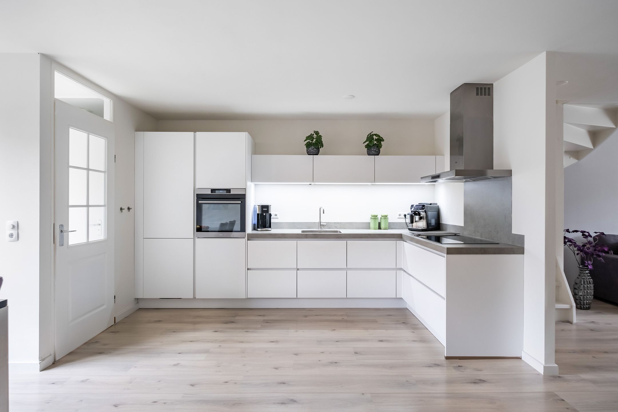 Photo 9 of Helmkruid 7