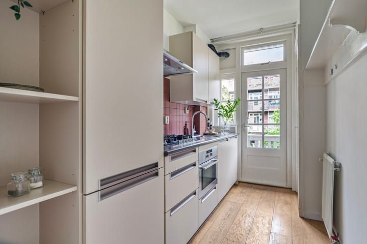 Photo 7 of Surinameplein 76-2