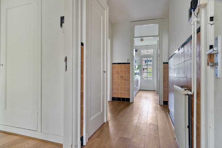 Photo 14 of Surinameplein 76-2