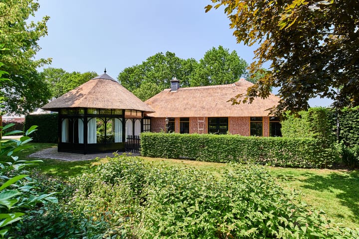 Photo 3 of Roomsterweg 6