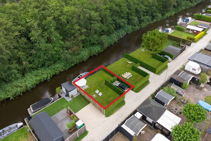 Foto 1 van Oud-Loosdrechtsedijk 99-AONG3