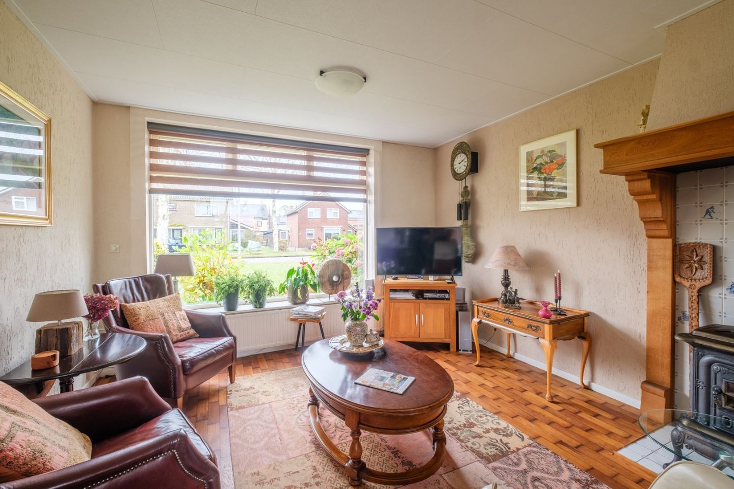 Foto 5 van Burg.van Haersoltestraat 27