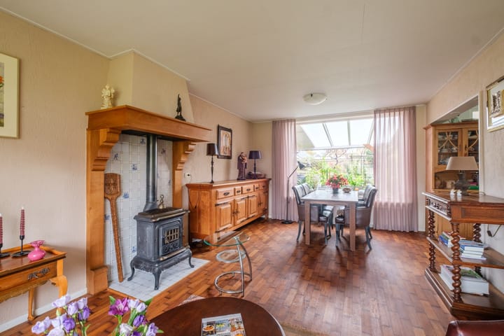 Foto 6 van Burg.van Haersoltestraat 27