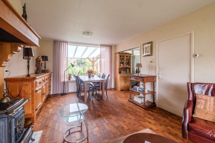 Foto 7 van Burg.van Haersoltestraat 27