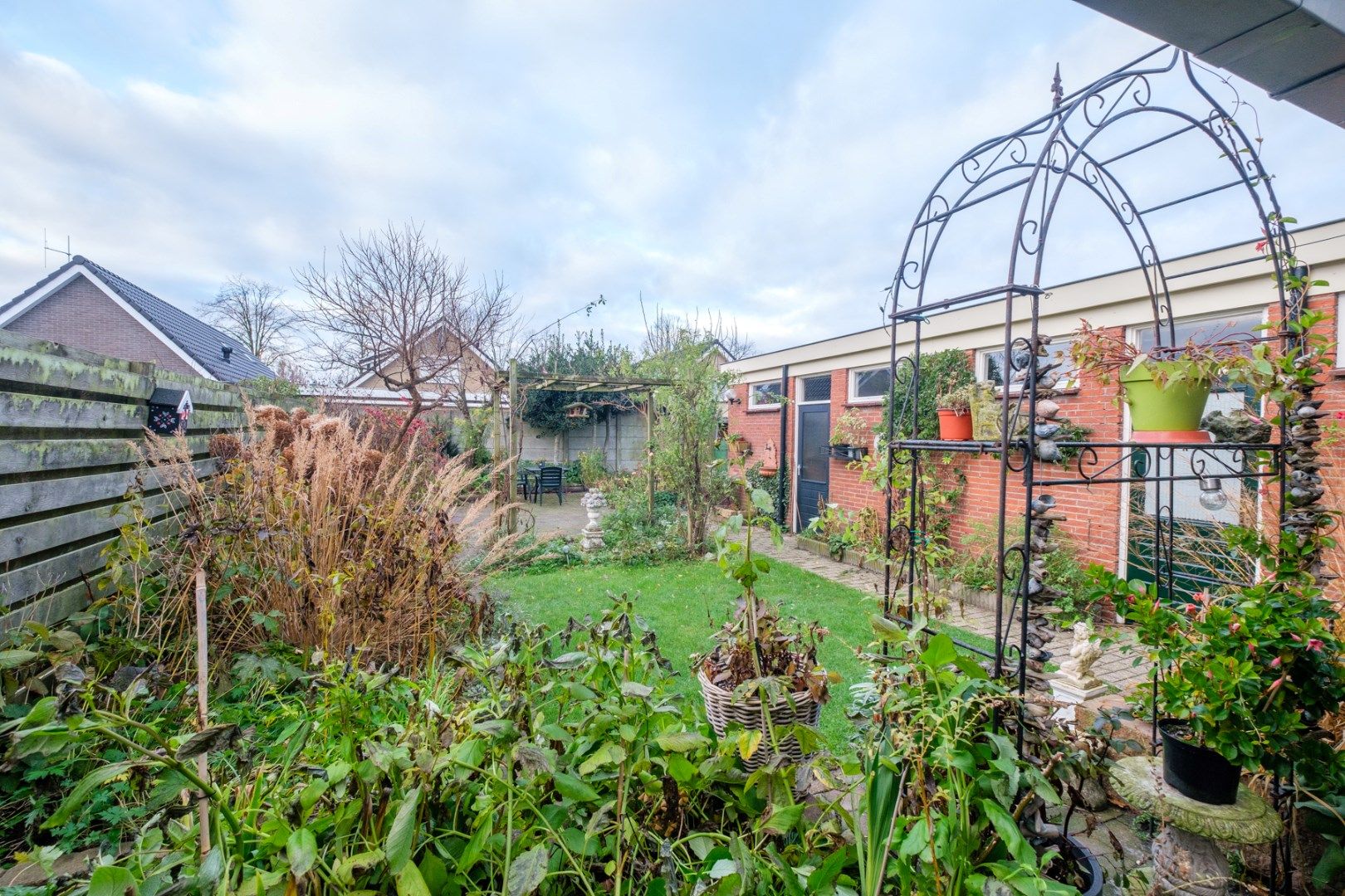 Foto 30 van Burg.van Haersoltestraat 27