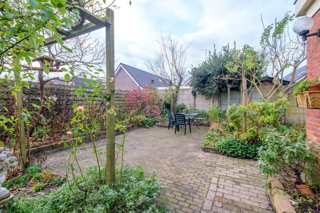 Foto 32 van Burg.van Haersoltestraat 27