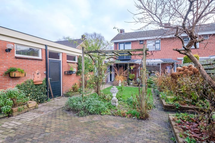 Foto 34 van Burg.van Haersoltestraat 27