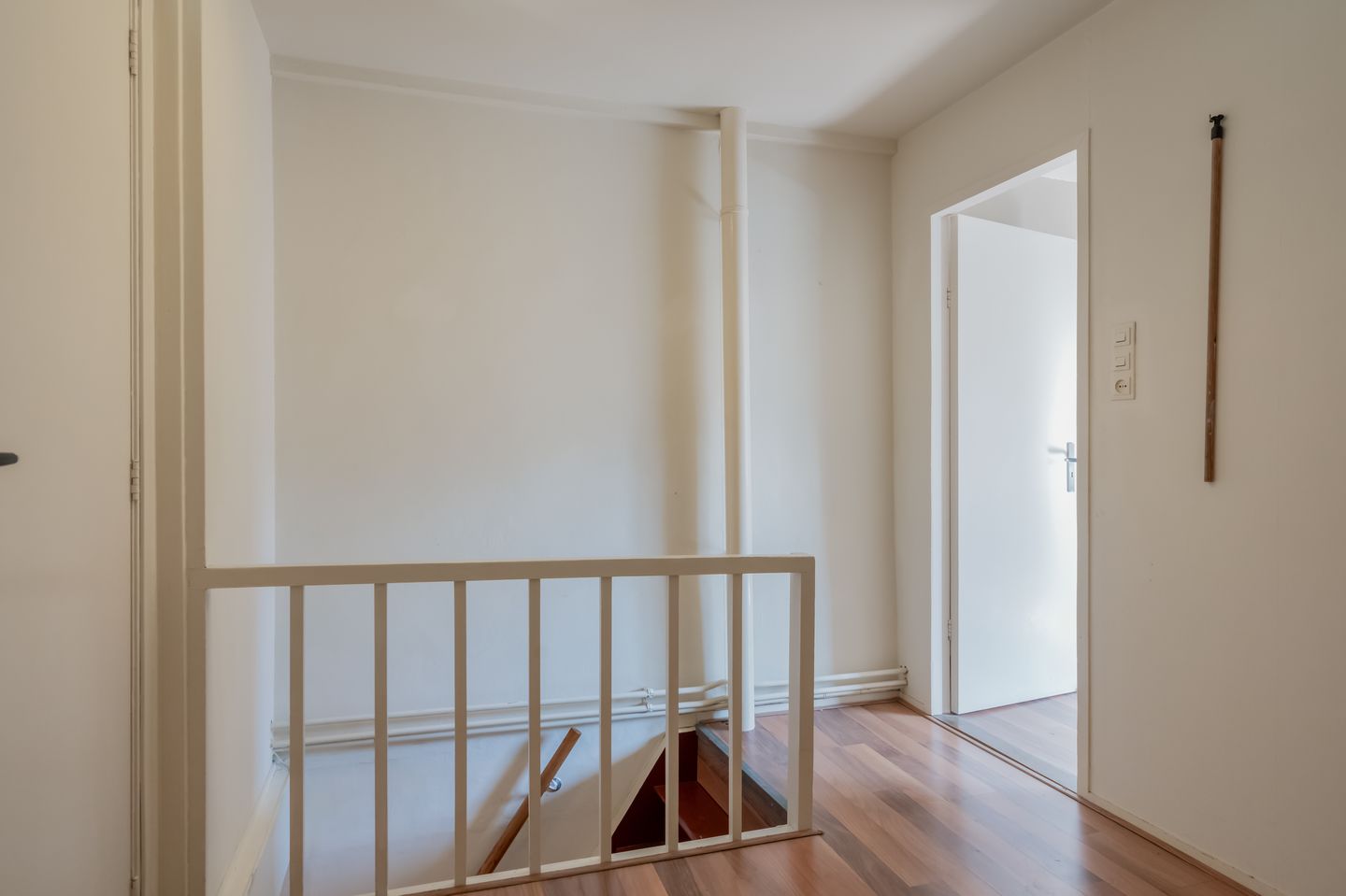 Photo 14 of Raamstraat 15