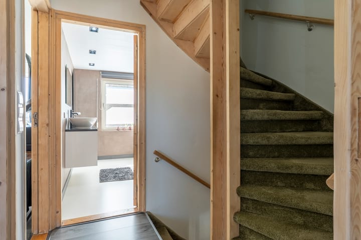 Foto 23 van Beneluxstraat 9