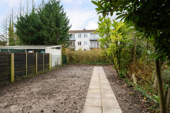 Foto 24 van West-Sidelinge 64-A