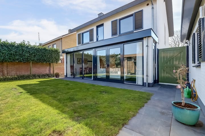 Photo 48 of Pater Willemsplantsoen 1-A