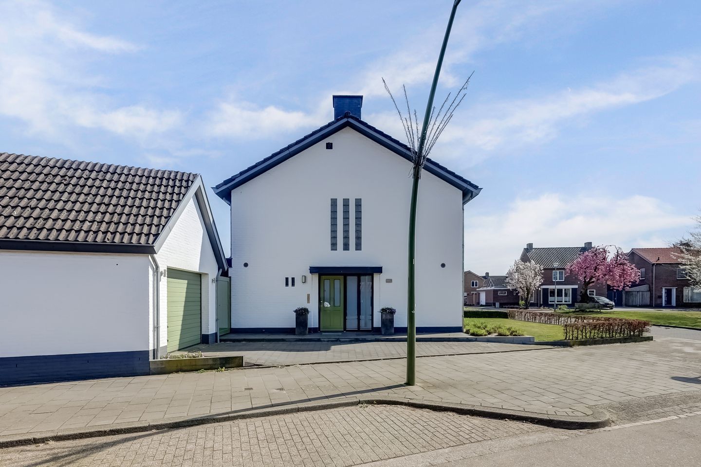 Foto 64 van Pater Willemsplantsoen 1-A