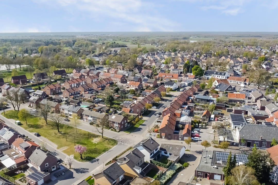 Foto 73 van Pater Willemsplantsoen 1-A