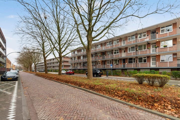 Foto 2 van van der Duyn van Maasdamlaan 96-A