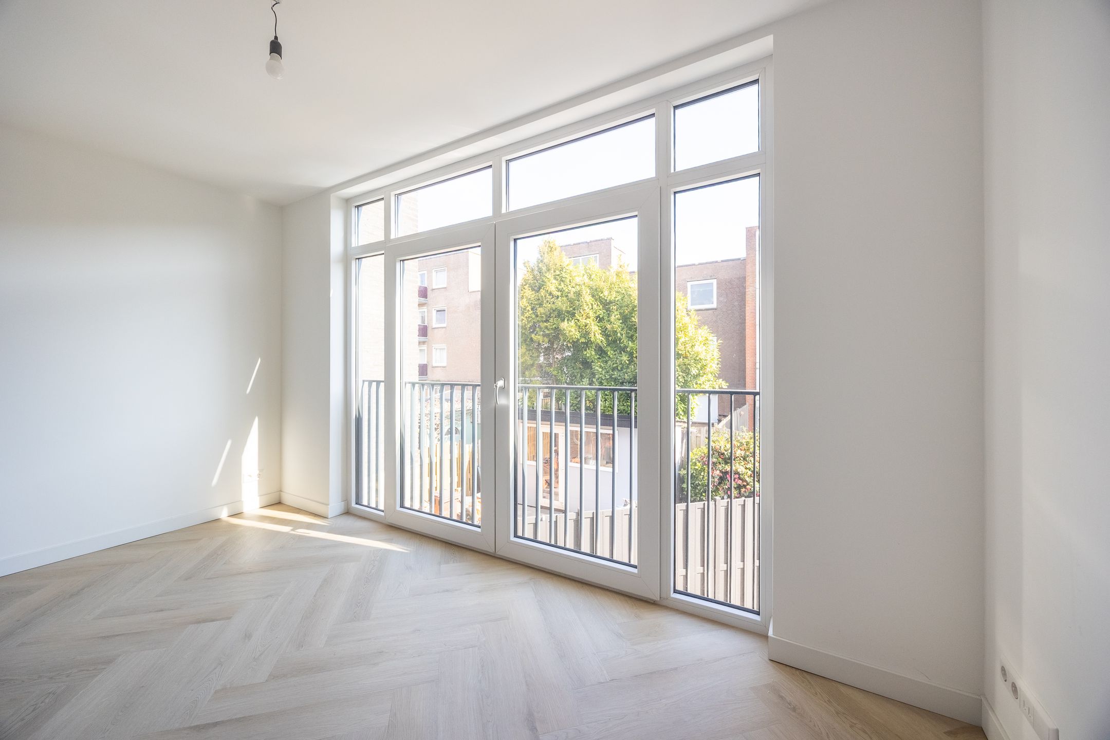 Foto 3 van Amsterdamsestraatweg 737-B