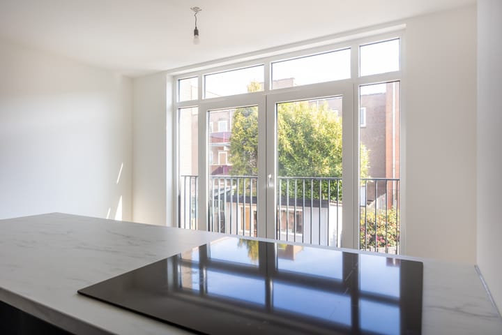 Foto 9 van Amsterdamsestraatweg 737-B