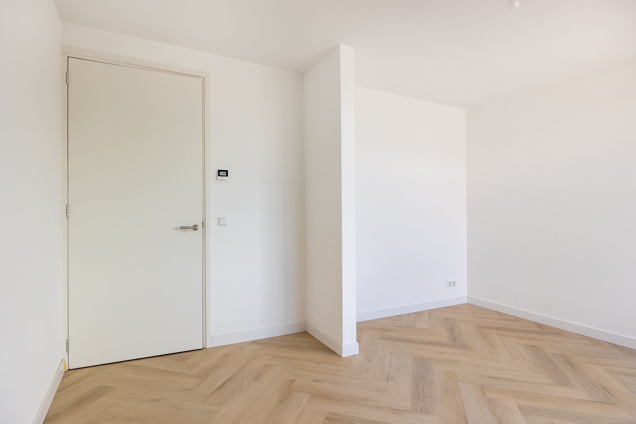 Foto 12 van Amsterdamsestraatweg 737-B