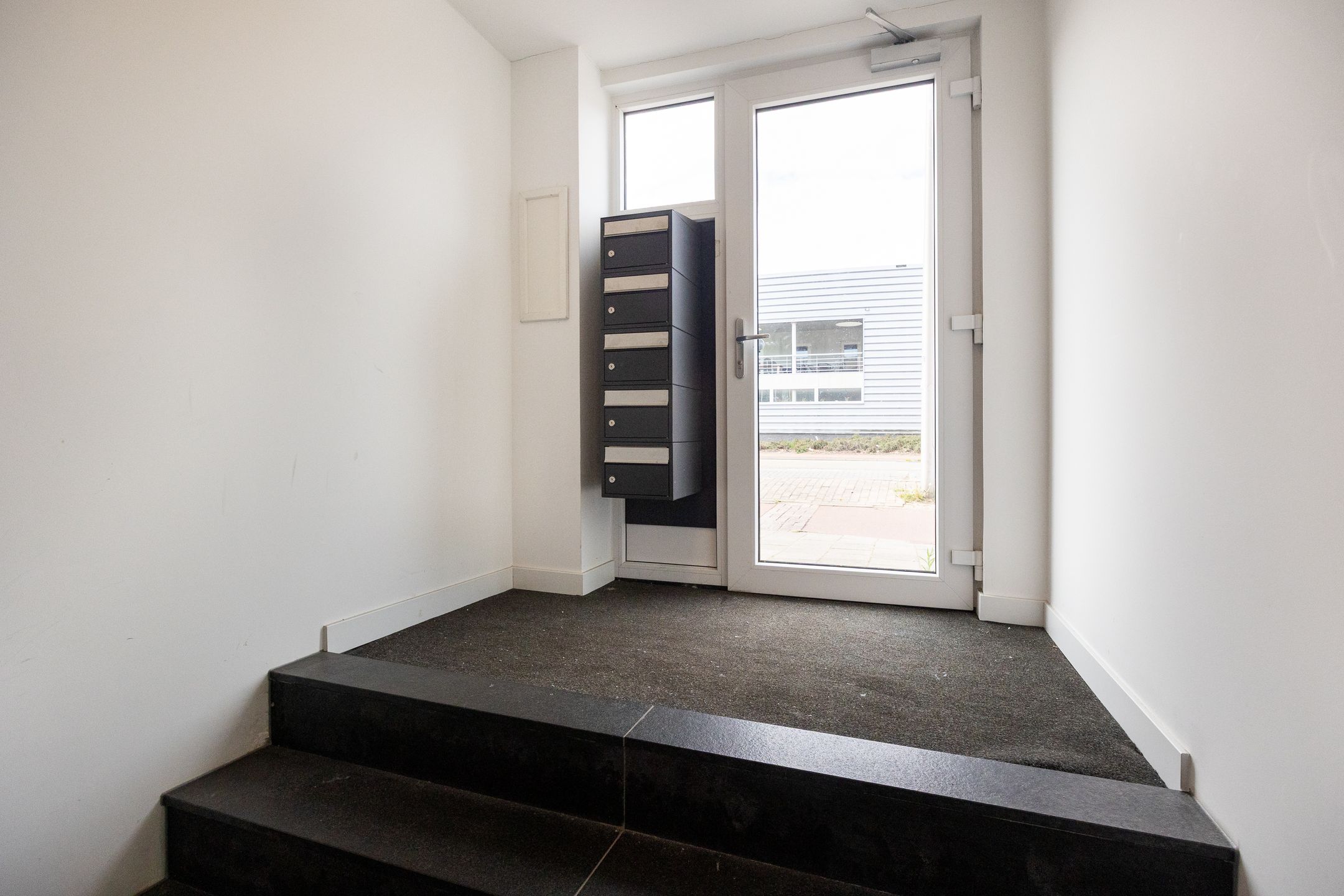 Foto 21 van Amsterdamsestraatweg 737-B