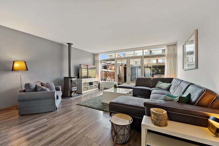 Photo 3 of Woudseweg 96