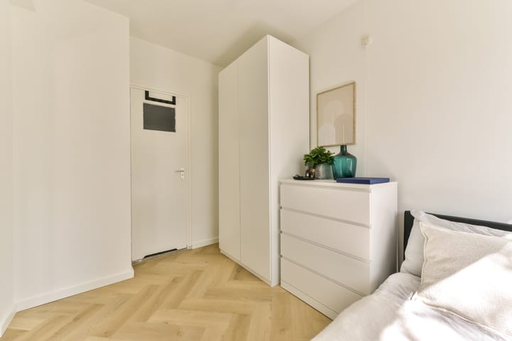 Foto 16 van Van Nijenrodeweg 85