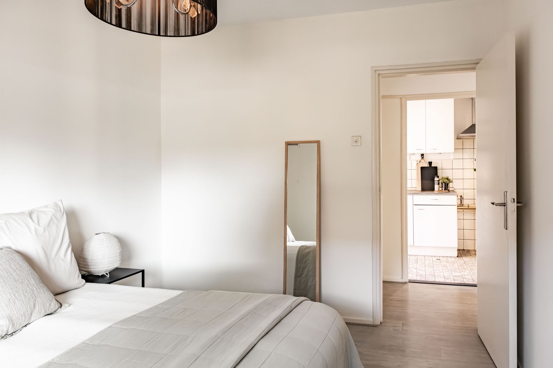 Photo 15 of Antillenstraat 5