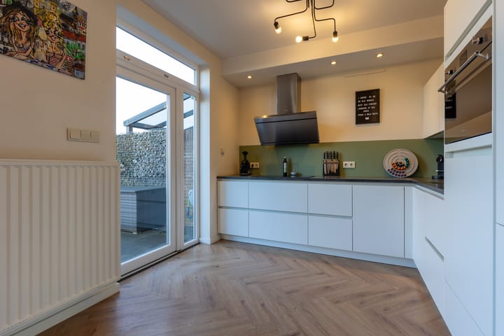 Foto 10 van Einsteinstraat 199