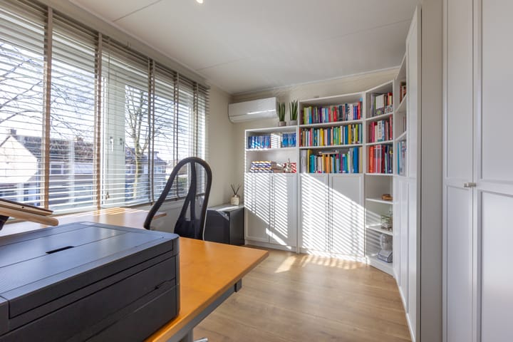 Foto 15 van Einsteinstraat 199