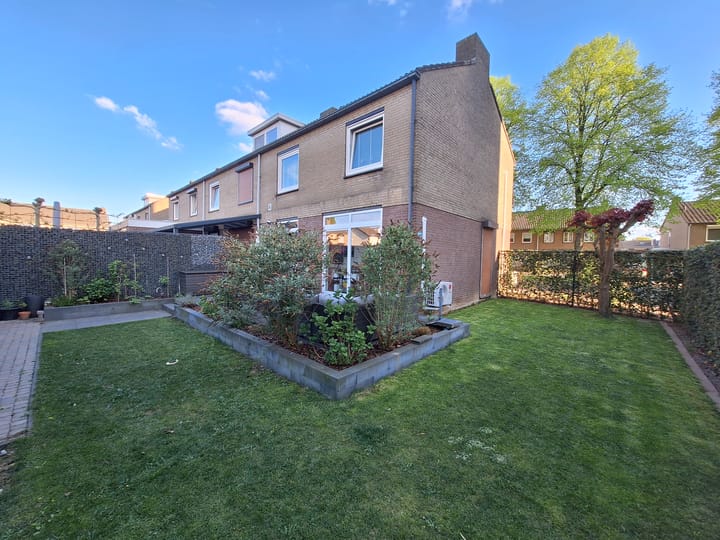 Foto 21 van Einsteinstraat 199