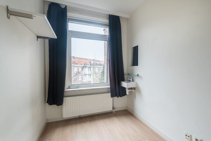 Foto 20 van Waalstraat 24-3