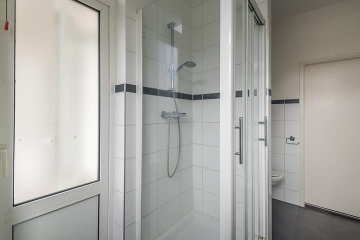 Foto 22 van Waalstraat 24-3