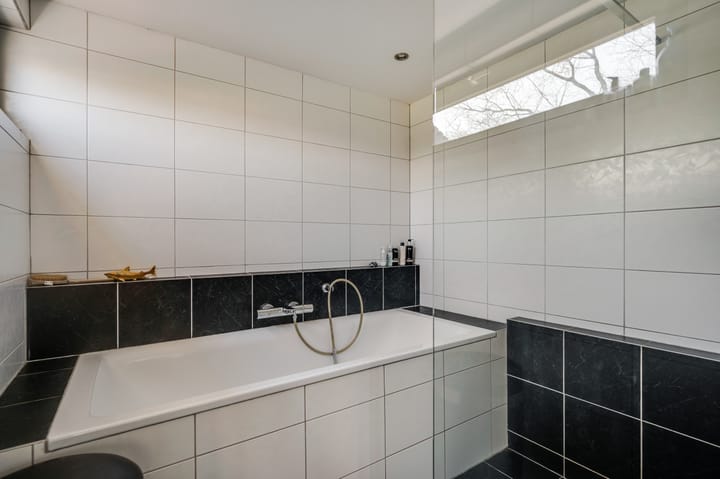 Photo 23 of De Wal 56