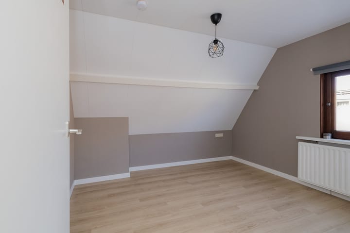 Foto 19 van Iepenstraat 9