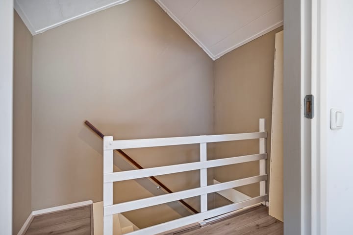 Foto 31 van Larixplein 1