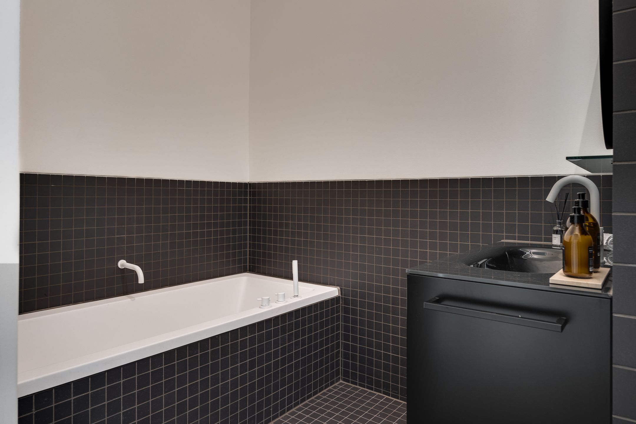 Foto 24 van Hoola van Nootenstraat 312