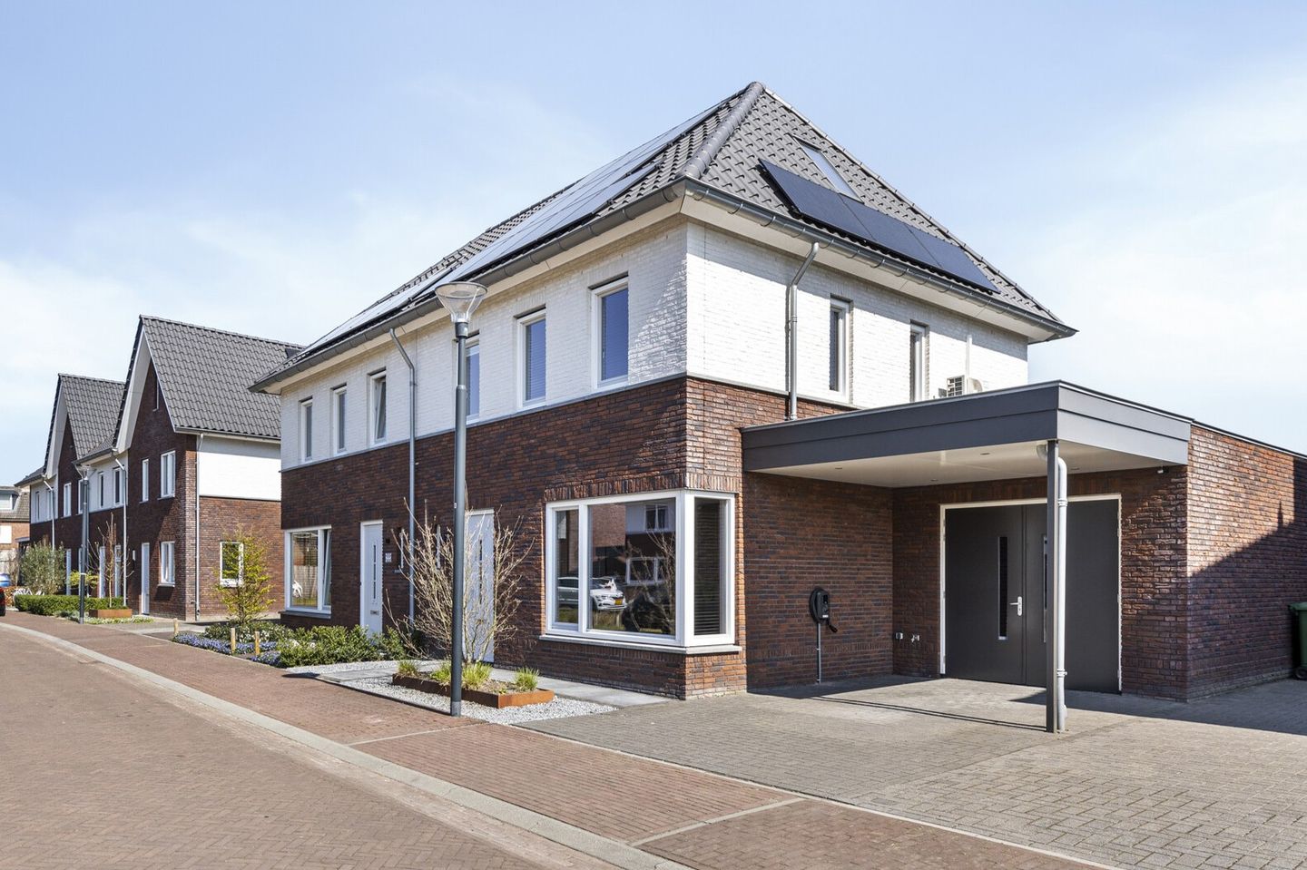 Foto 1 van Meester Bakxstraat 23