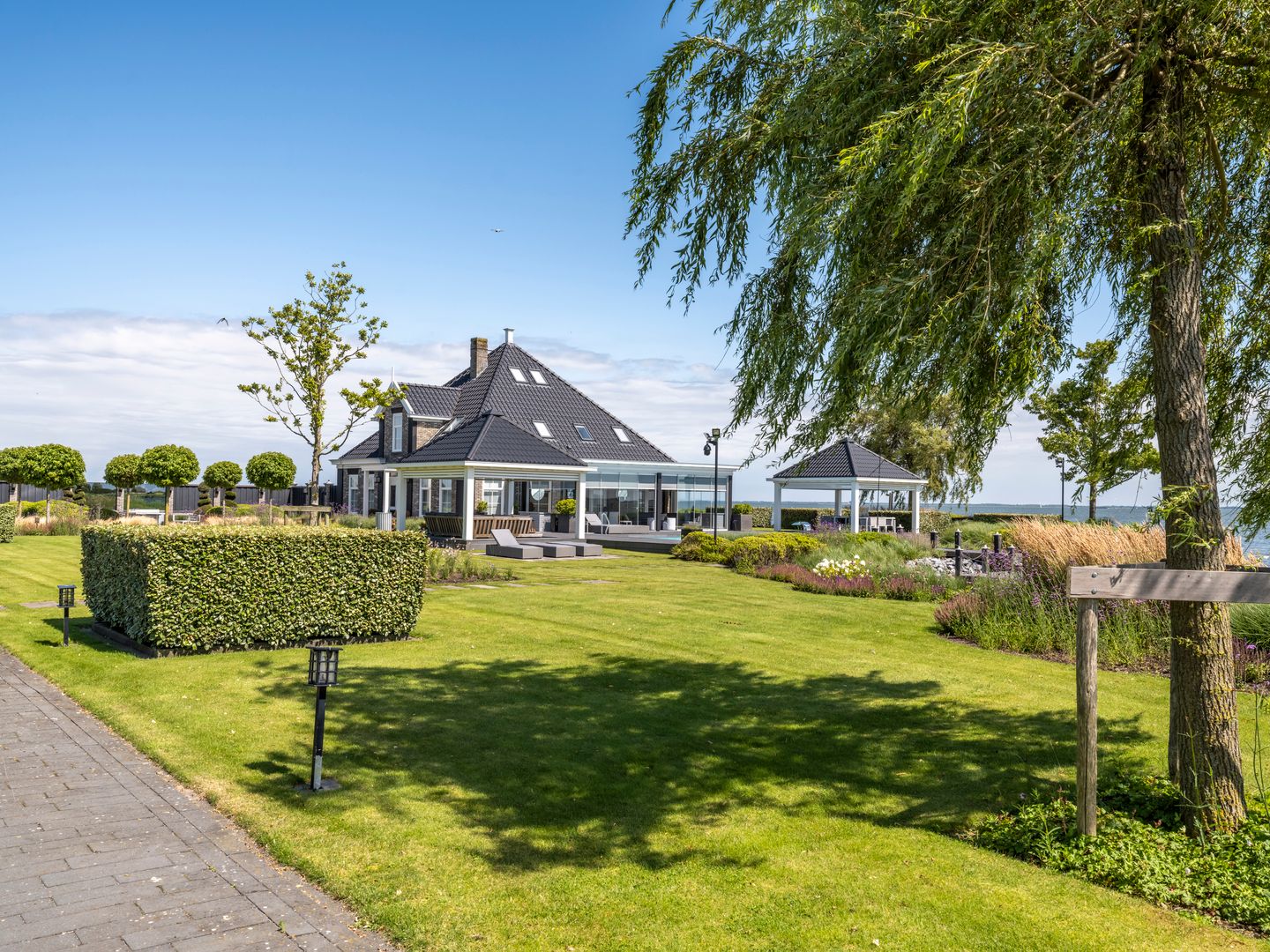 Photo 29 of Zeedijk 2-K